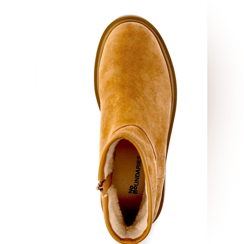 No Boundaries Lug Sole Ankle Boots - Picture 9 of 10